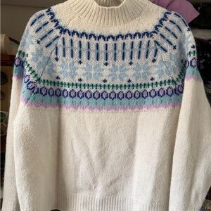 Old Navy White Sweater with Blue and Purple Pattern